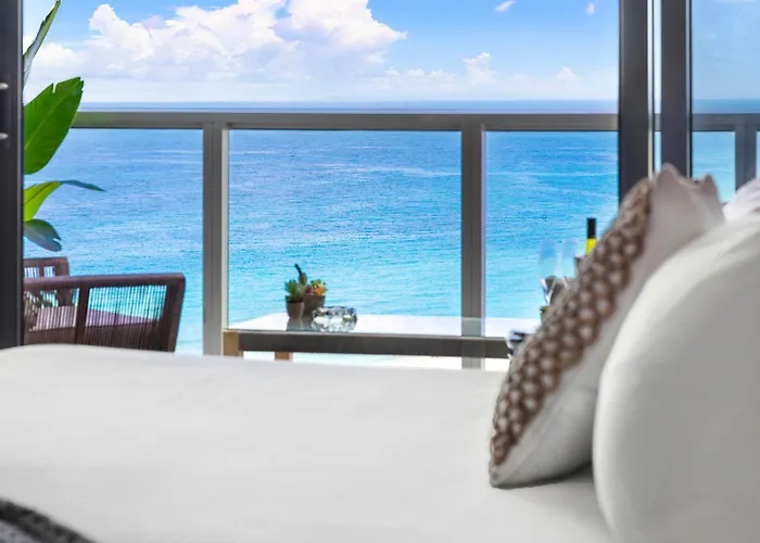 W South Beach Private Luxury Suites